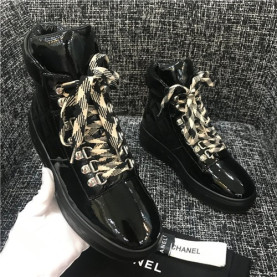 CHANEL 샤넬 하이탑 스니커즈 5099-44 신상 (250사이즈 주문제작)