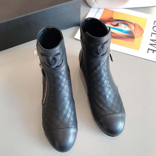 CHANEL 샤넬 부츠 (굽높이3CM) CA1030 신상 (250사이즈 주문제작)
