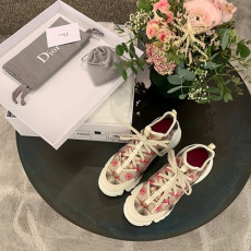 DIOR 디올 여성용 스니커즈 봄신상