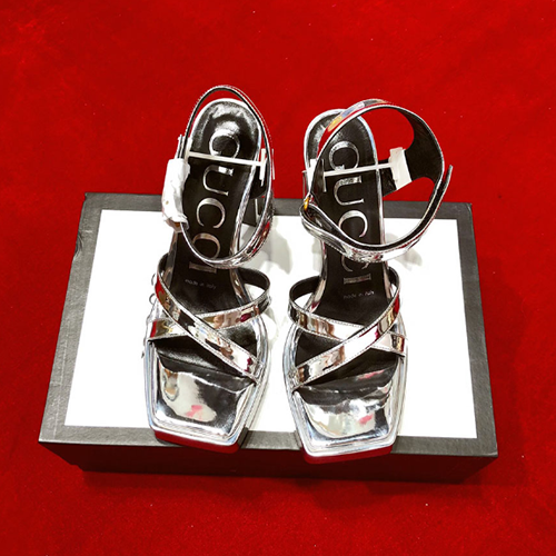 GUCCI 구찌 샌들 (250사이즈 주문제작)