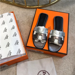 HERMES 에르메스 슬리퍼 신상