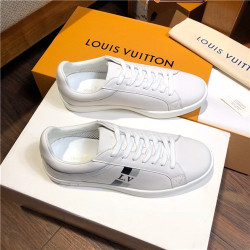 LOUIS VUITTON루이비통 남성용 스니커즈 신상
