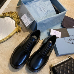 PRADA 프라다 여성용 신발 신상