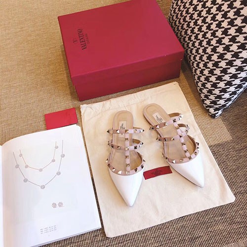 VALENTINO 발렌티노 샌들 (220,250사이즈 주문제작)