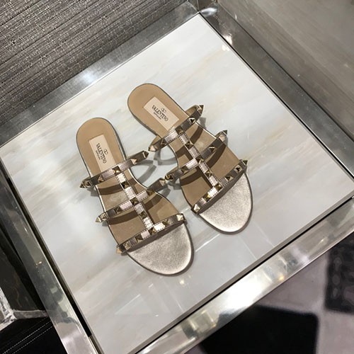 VALENTINO 발렌티노 슬리퍼 봄신상 (250사이즈 주문제작)