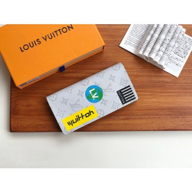 LOUIS VUITTON 루이비통 장지갑 M67823