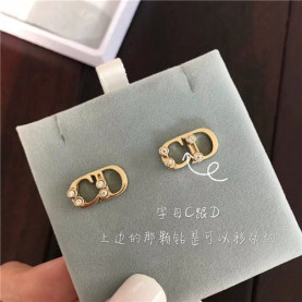 DIOR 디올 귀걸이 D4010 2020/신상 (정품과 비교가능한 퀄리티 )