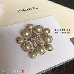 CHANEL 샤넬 브로치 C5021 2020/신상 (정품과 비교가능한 퀄리티 )