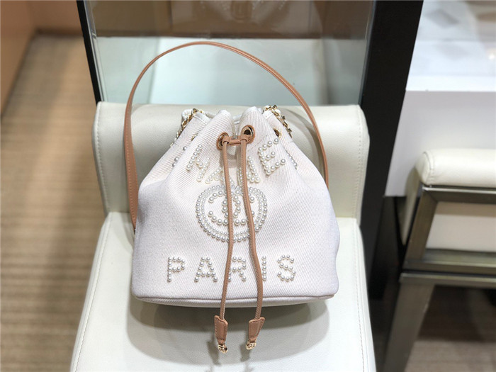 CHANEL 샤넬 버킷백 AS57536