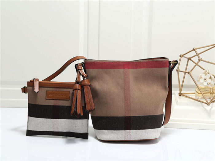BURBERRY 버버리 미니 애쉬비 호보백 B33801-1
