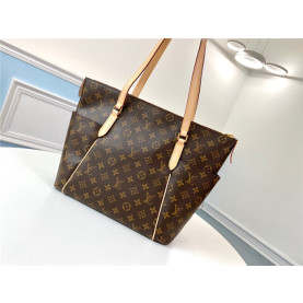 LOUIS VUITTON 루이비통 모노그램 캔버스 토탈리 MM M56689