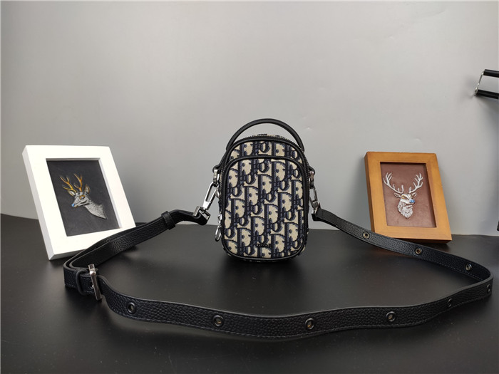 DIOR 디올 오블리크 카메라백 D50111