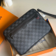 LOUIS VUITTON 루이비통 남성용 크러치백 N60324 2020/신상