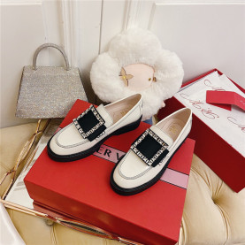 ROGER VIVIER 로저비비에 여성용 로퍼 R36993-2 신상