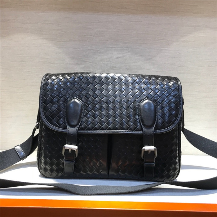 BOTTEGA VENETA 보테가베네타 남성용 크로스백 BV30699