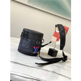 LOUIS VUITTON 루이비통 익스팬더블 폴로숑 파우치