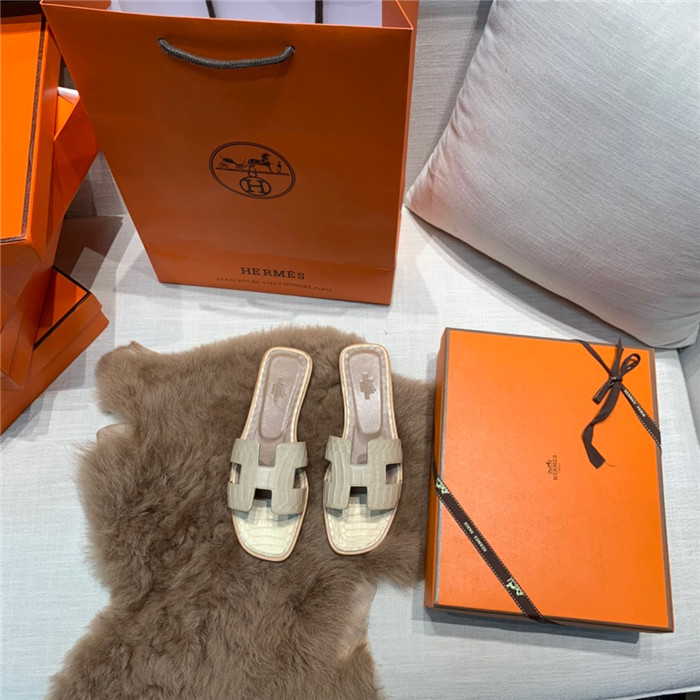 HERMES 에르메스 여성용 슬리퍼 (뱀가죽) H99660 5COLOR