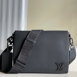 LOUIS VUITTON 루이비통 에어로그램 메신저 M57080