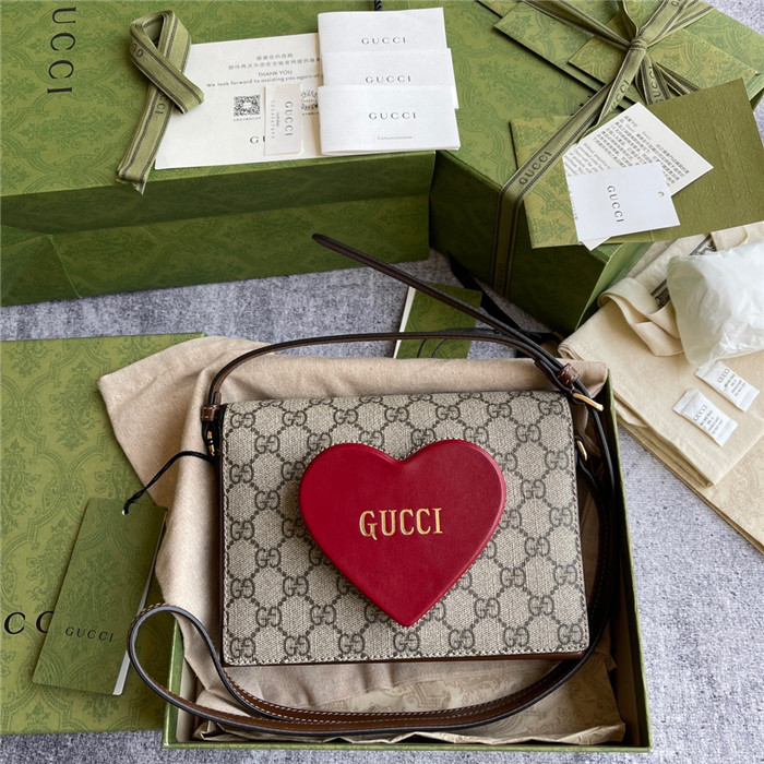 GUCCI 구찌 여성 발렌타인 데이 미니 숄더백 637048 2021/신상