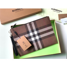 BURBERRY 버버리 클러치 백 B61010