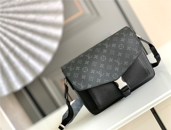 LOUIS VUITTON 루이비통 뉴 메신저백 M30746