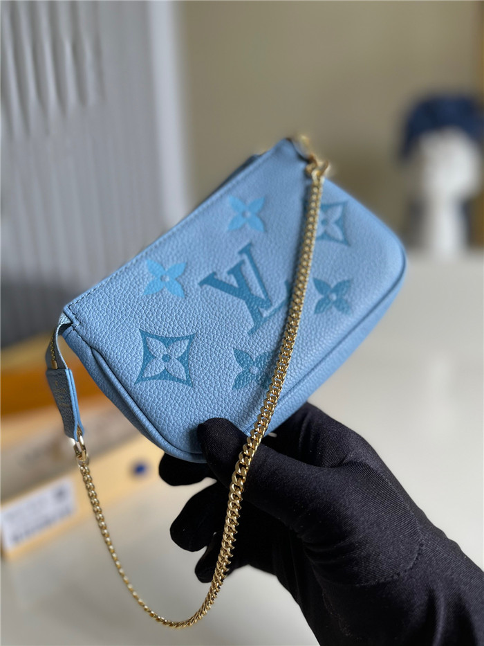 LOUIS VUITTON 루이비통 앙프렝뜨 가죽 포쉐트 악세수아 M8050
