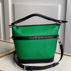 LOUIS VUITTON 루이비통 크루저 숄더백 M57819