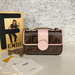 FENDI 펜디 미니 플랩 체인백 F69001 3COLOR