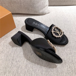 LOUIS VUITTON 루이비통 여성용 슬리퍼 L94071