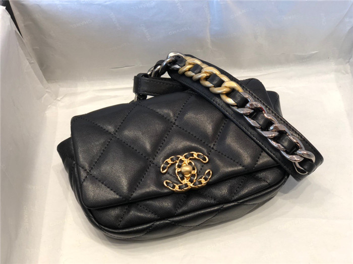 CHANEL 샤넬 19 힙색백 C31050