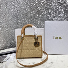 DIOR 디올 레이디 M0565
