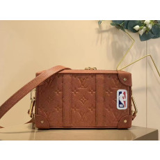 LOUIS VUITTON 루이비통 NBA 소프트 트렁크 월릿 M80549