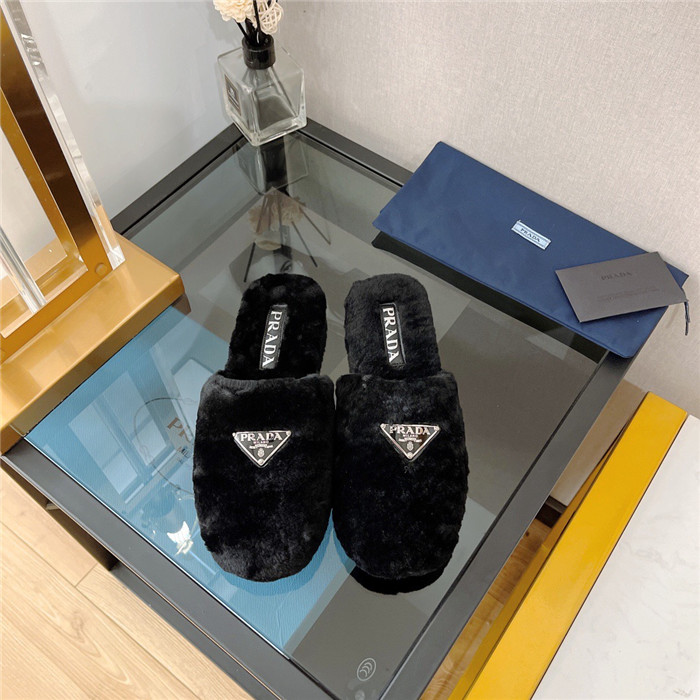 PRADA 프라다 여성용 슬리퍼 P65110 2COLOR