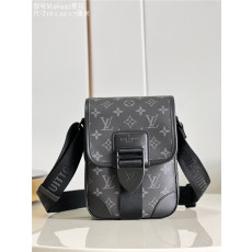 LOUIS VUITTON 루이비통 미니 메신저백 M46442