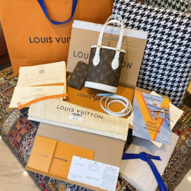 LOUIS VUITTON 루이비통 여성 브라운 나노 버킷백  lv208x