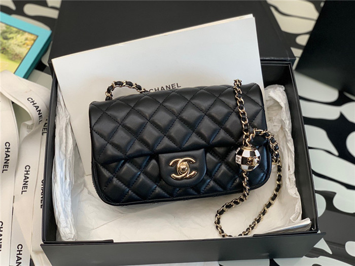 CHANEL 샤넬 플랩백 20CM AS99224