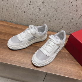 VALENTINO 발렌티노 남여공용 스니커즈 V91621