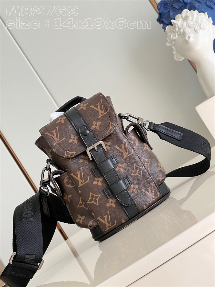 LOUIS VUITTON 루이비통 나노 크리스토퍼 크로스백 M82769