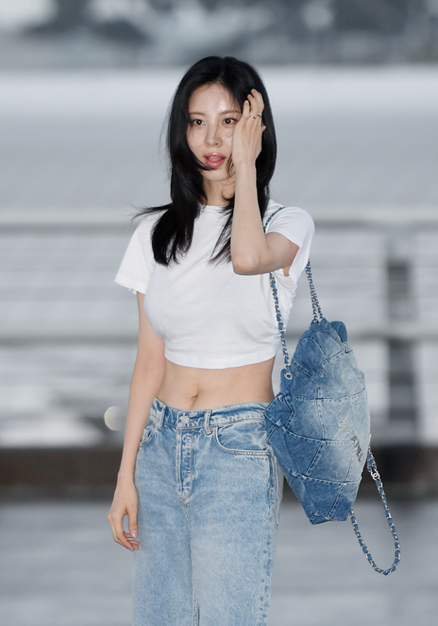  [소녀시대 서현] CHANEL 샤넬 22백 샤이니 백팩 데님