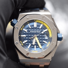 AUDEMARS PIGUET 오데마피게 로얄오크 오프쇼어 다이버 블루다이얼 러버밴드