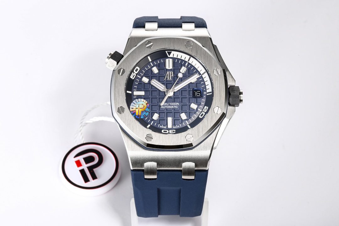 AUDEMARS PIGUET 오데마피게 로얄오크 오프쇼어 청판 15720ST