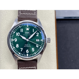 IWC 아이더블유씨 빅 파일럿 마크 20 레이싱그린 브라운스트랩