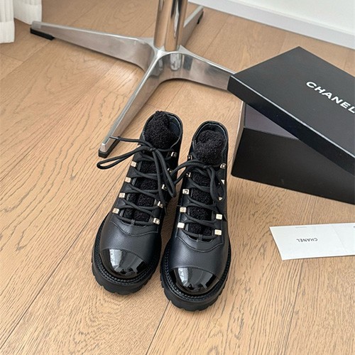 CHANEL 샤넬 여성용 부츠 C47233-2 2024/신상 2COLOR