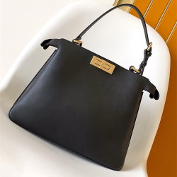 FENDI 펜디 아이코닉 피카푸 소프트 백 F5519 3COLOR
