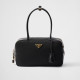 PRADA 프라다 자물쇠 미디엄 리나일론 가죽 탑 핸들백 1BB132