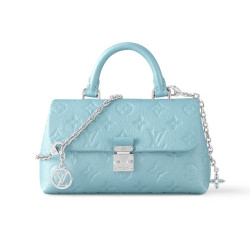 LOUIS VUITTON 루이비통 나노 마들렌 M12211