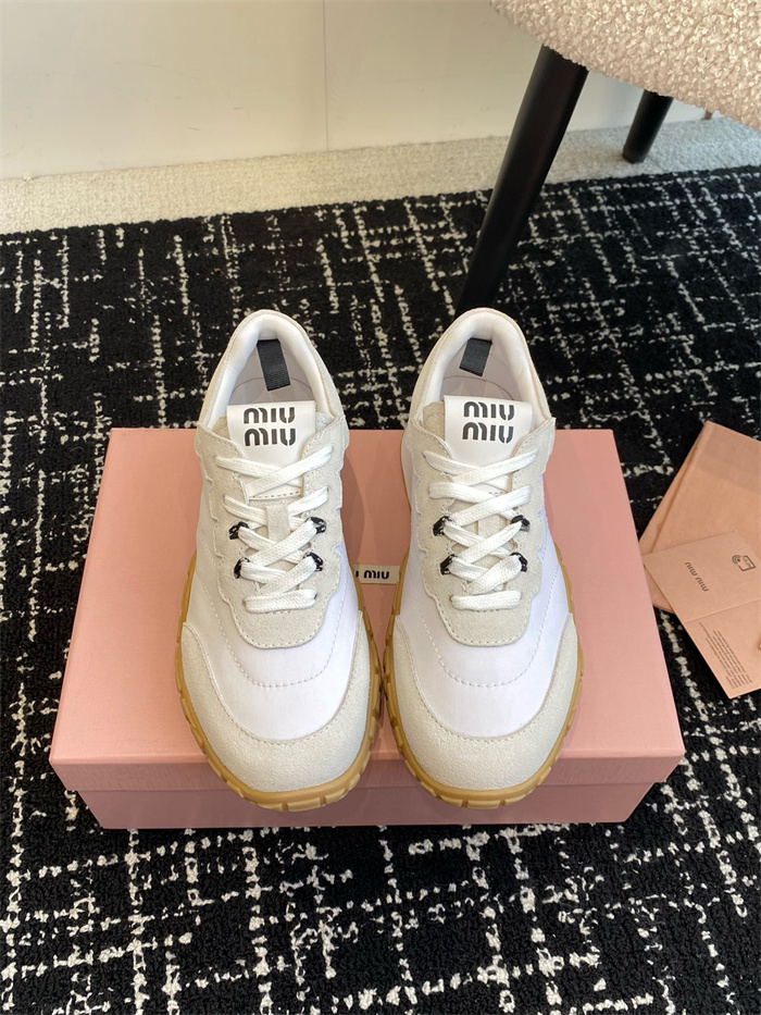 MIUMIU 미우미우 여성용 스니커즈 M54615-1 2024/신상 2COLOR