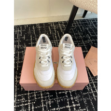  MIUMIU 미우미우 여성용 스니커즈 M54615-1 2024/신상 2COLOR