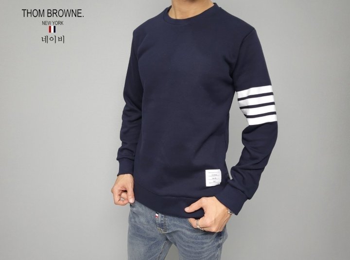 THOM BROWNE 톰브라운 사선 완장 클래식 맨투맨 2COLOR