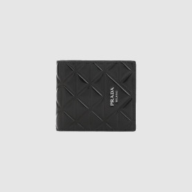 PRADA 프라다 오목 엠보 가죽 지갑 2M0513